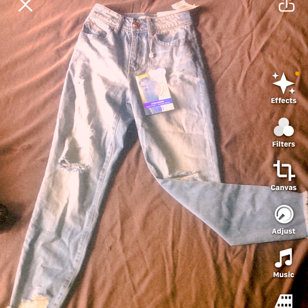 Ripped jeans